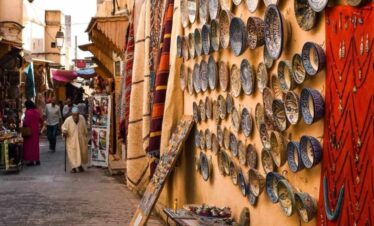 Exploring the Medina of Fes on the 3-day Tour From Sahara To Fes