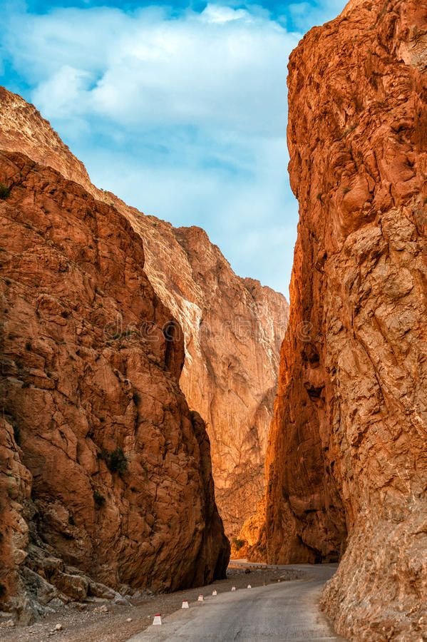 5 days casablanca to marrakech desert tour